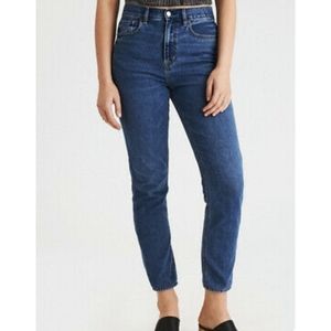 NWT American Eagle "14"  FIT SMALL MOM JEAN'S
